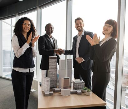 multiethnic businesspeople real estate agents d 2024 12 13 14 10 42 utc e1739179518877.jpg